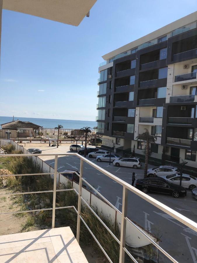 Апартаменты By The Sea Ap. 9 Нэводари Экстерьер фото