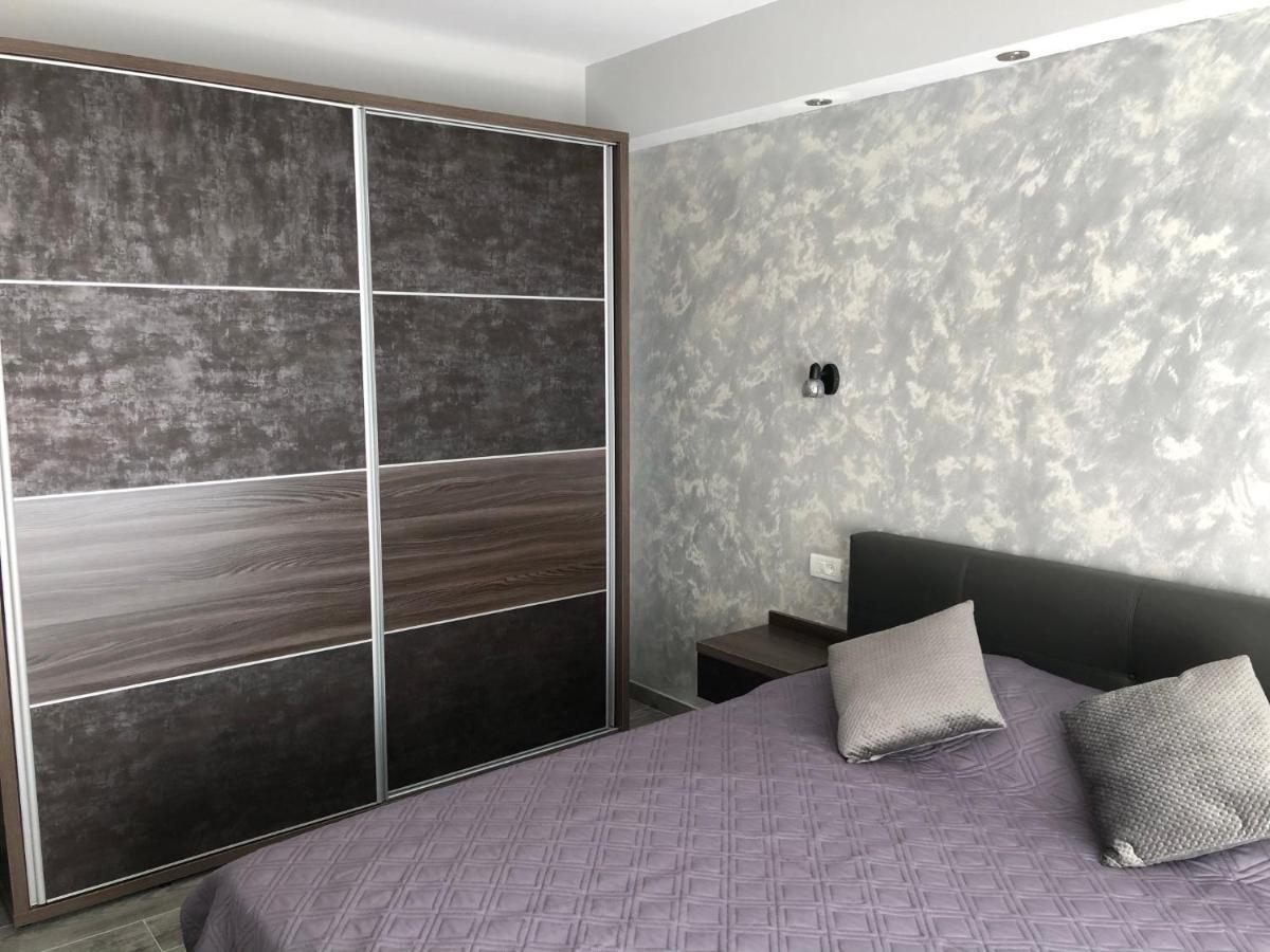 Апартаменты By The Sea Ap. 9 Нэводари Экстерьер фото