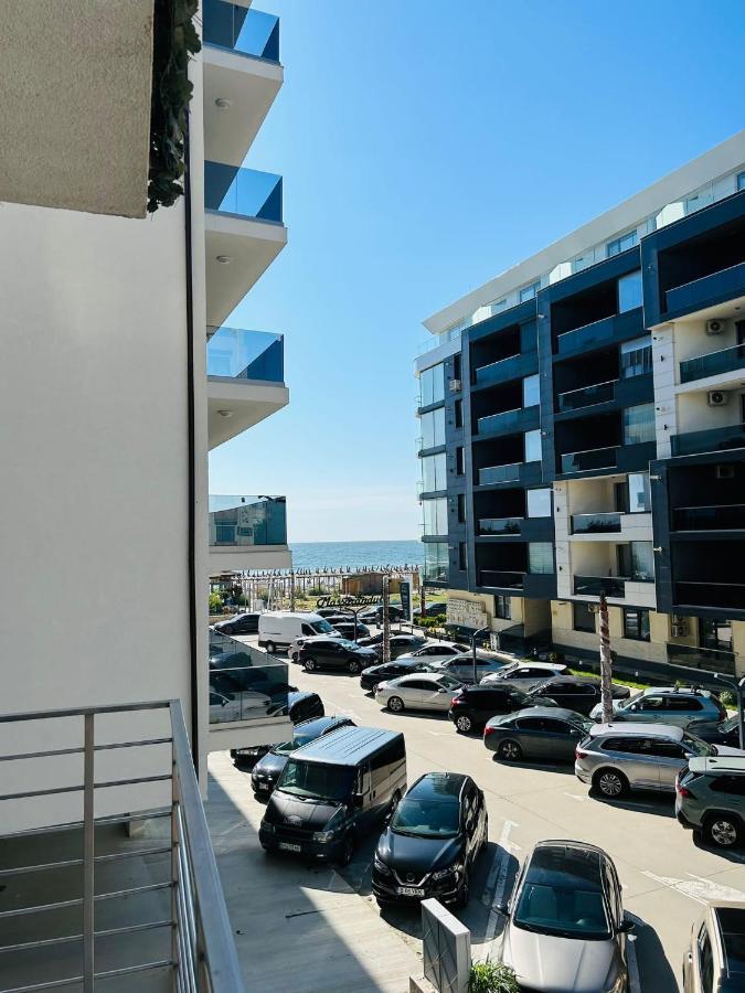 Апартаменты By The Sea Ap. 9 Нэводари Экстерьер фото